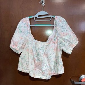 H&M Floral Crop Top w Puff Sleeves
